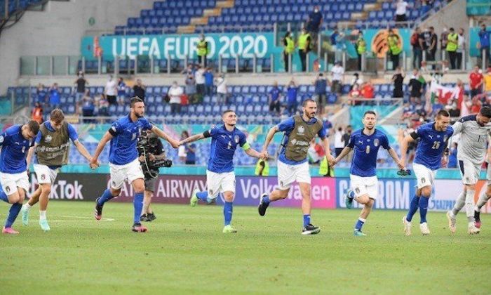  Italia volvió a ganar y clasificó con récord histórico