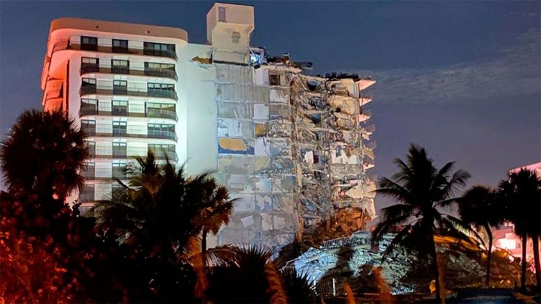 Hay nueve argentinos desparecidos por el derrumbe de un edificio en Miami