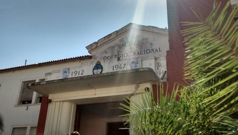 El Colegio Nacional cumple 109 años con el desafío de contar con una estación meteorológica