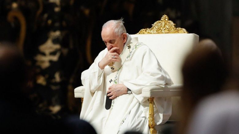 El Papa Francisco está en buenas condiciones tras la operación y permanecerá internado durante siete días