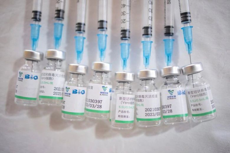 El Gobierno estudia la aplicación de la vacuna china Sinopharm a niños y adolescentes