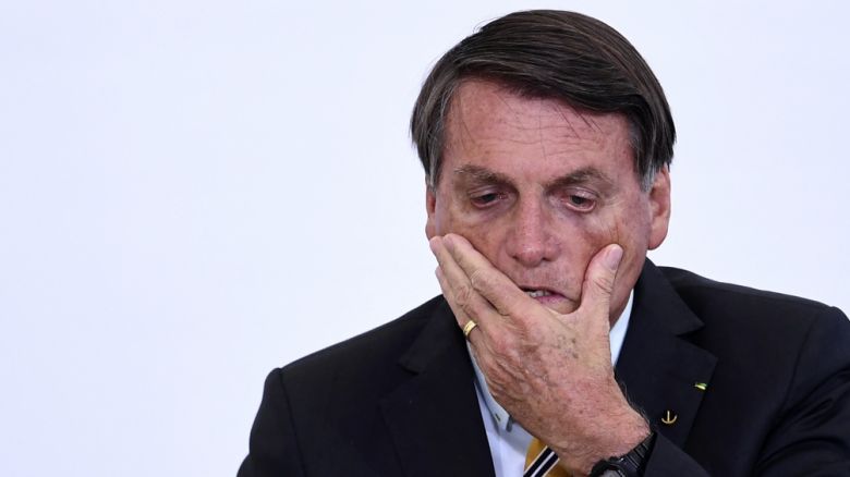 Internaron a Bolsonaro para hacerle exámenes por una crisis de hipo y dolores abdominales