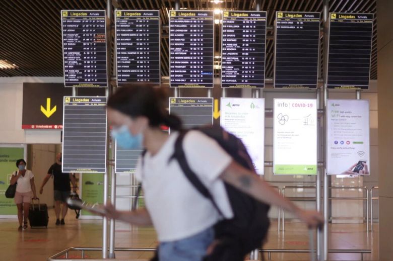 Quinta ola: España impondrá una cuarentena obligatoria para viajeros que lleguen de Argentina, Colombia y Bolivia
