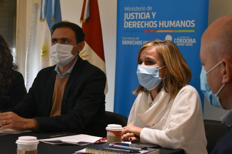 El Gobierno garantizará la vacunación a inmigrantes que vivan en Córdoba
