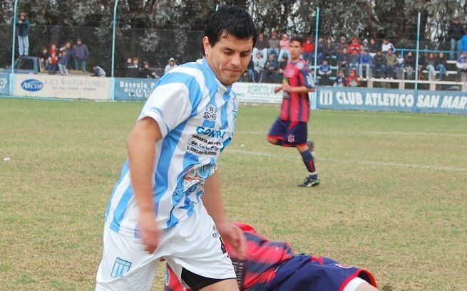 Almada: "Futbolísticamente estamos empezando de cero"