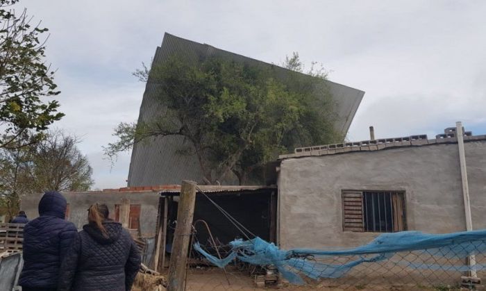 El viento provocó destrozos en las zonas de  Bell Ville y Villa María