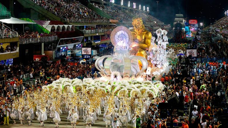 Río de Janeiro y San Pablo preparan el Carnaval "más masivo de todos los tiempos"