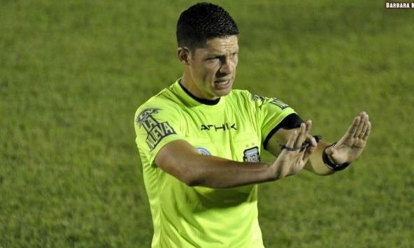 Nicolás Ramirez, el árbitro para Estudiantes- San Martín de Tucumán