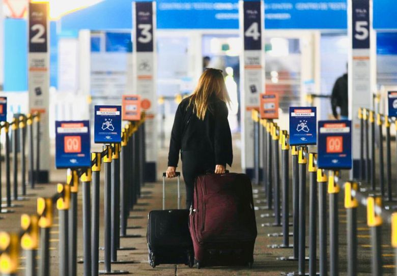 Expectativa en las agencias de viajes por el inminente aumento del cupo para el ingreso de pasajeros del exterior
