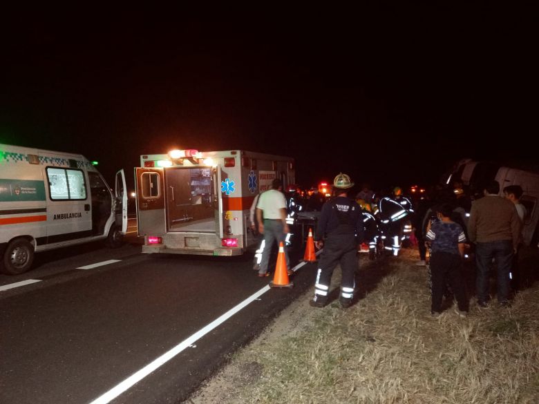 Tres personas lesionadas por grave accidente en Ruta 30 