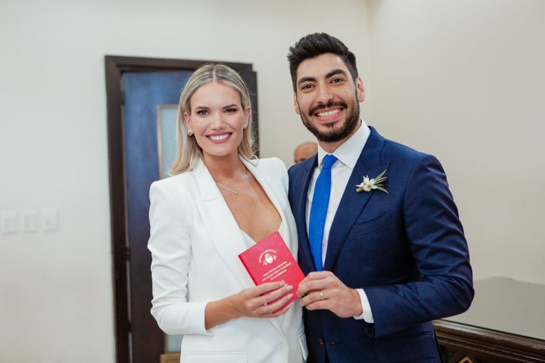 Las fotos del casamiento de Facundo Moyano y Eva Bargiela: lluvia de arroz y elegantes looks