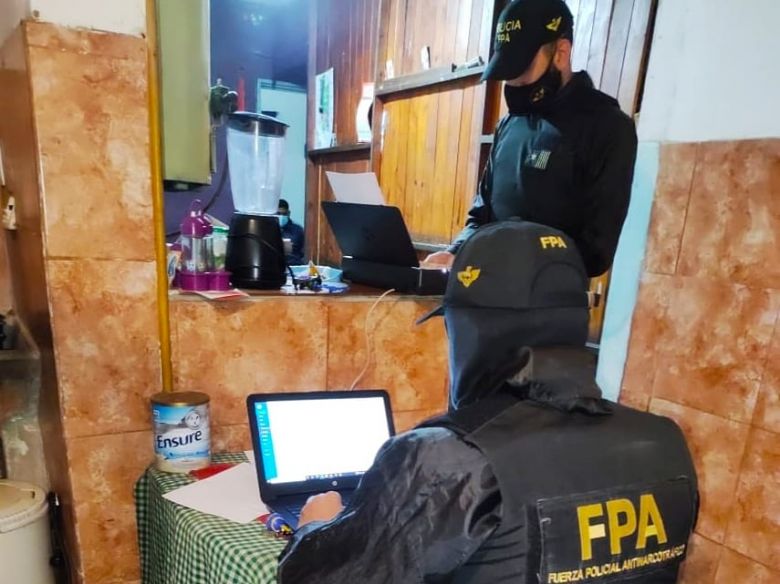 FPA detuvo a delivery de drogas en Deán Fúnes 