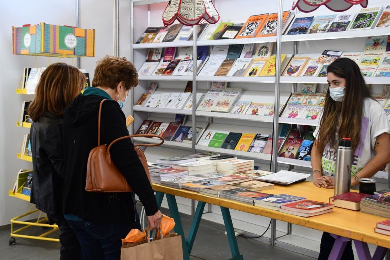 La 17° Feria del Libro “Juan Filloy” abrió sus puertas a la presencialidad