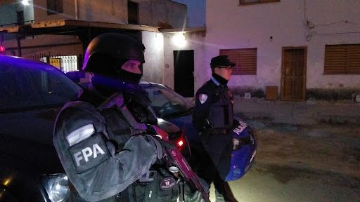 Familia narco en barrio Alberdi: detienen a la madre y dos de sus hijos con una gran cantidad de cocaína