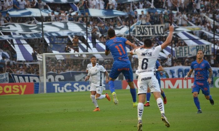 Quilmes a semifinales