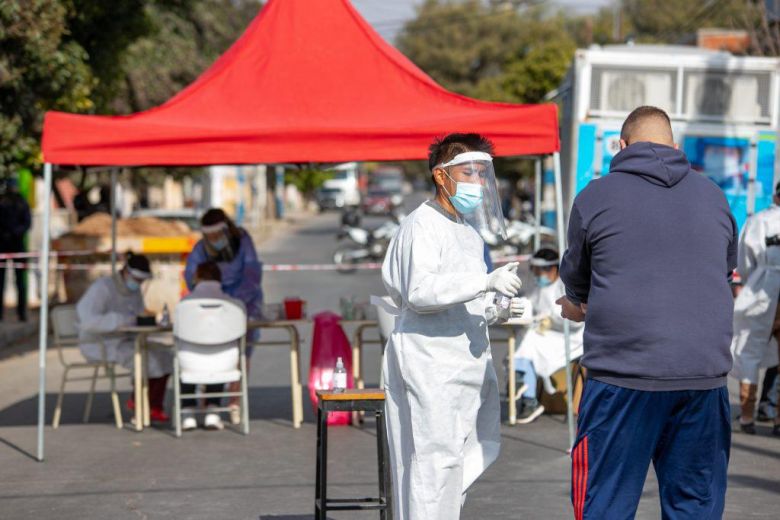 Coronavirus: Córdoba confirmó este lunes otros 71 casos y una muerte