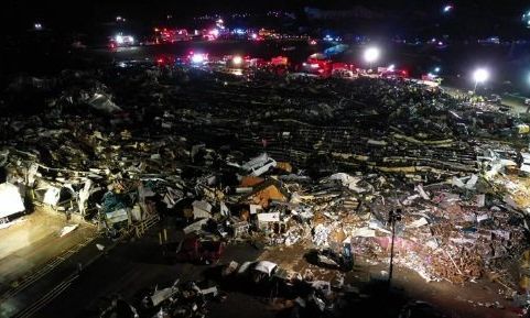 Tornados nocturnos golpearon Kentucky, en EEUU: las autoridades confirmaron que hay al menos 50 muertos