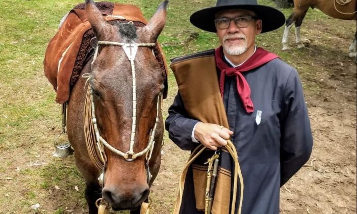El Padre Julio Ramos comparte en las redes sociales el amor por lo agropecuario en el ámbito educativo: "El campo es servir a la patria”