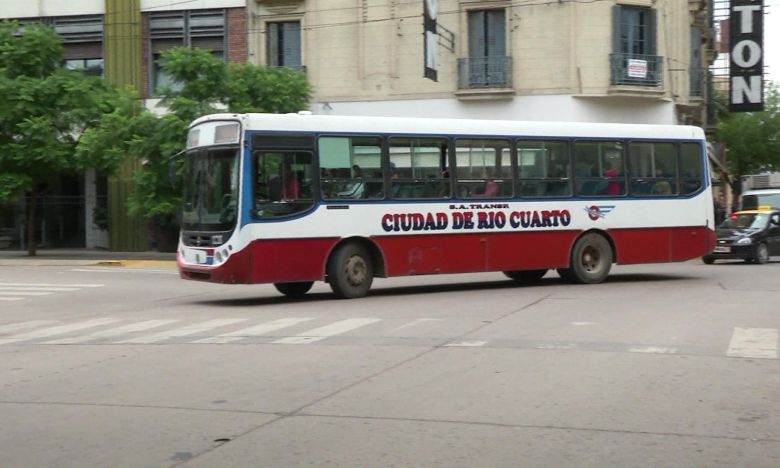 Transporte público: Juntos por Río Cuarto pide una audiencia urgente al intendente Llamosas 