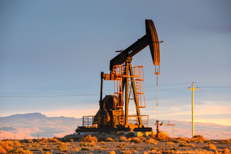El petróleo alcanzó su mayor valor en 14 años ante posible bloqueo al crudo ruso