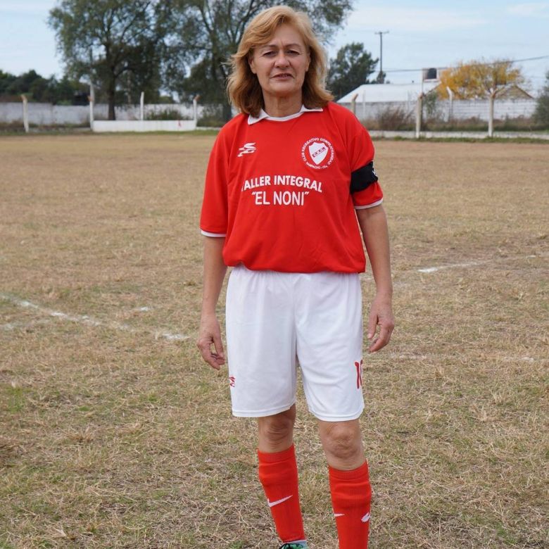 Desde Sampacho se animó a patear los prejuicios y a demostrar que el fútbol no es sólo cosa de hombres 
