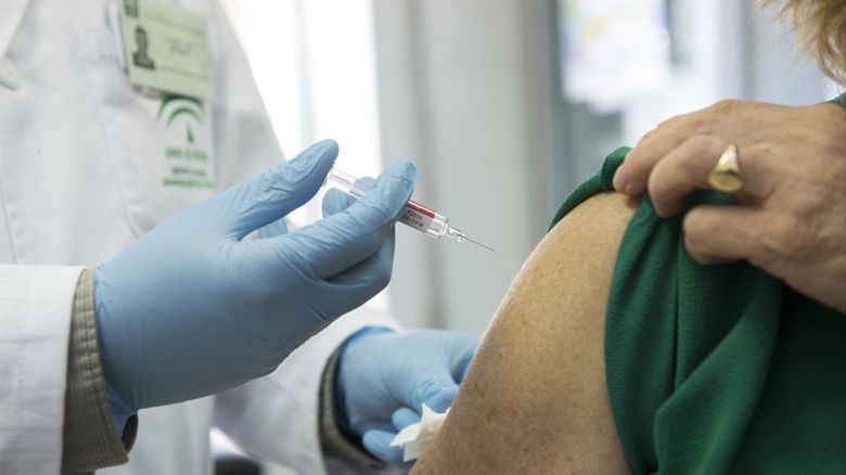 En principio, desde hoy se inicia la vacunación antigripal para los jubilados del PAMI