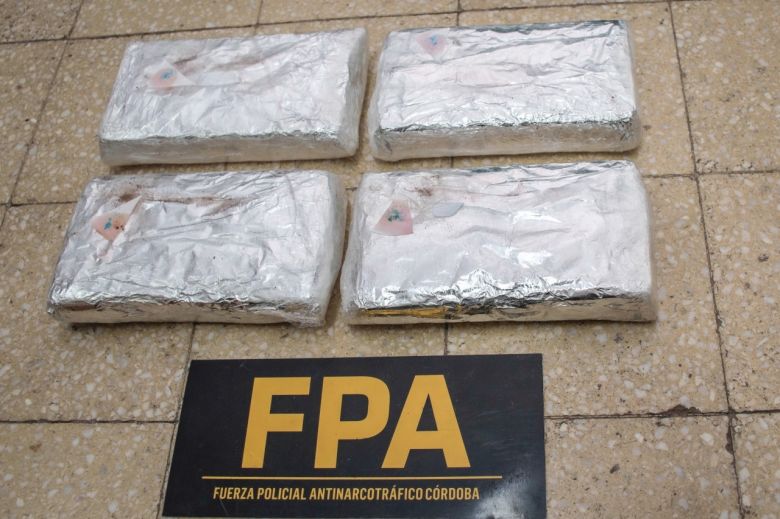 FPA secuestró más de 4 kilos de cocaína y desarticuló una organización conformada por extranjeros