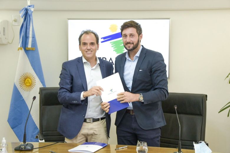 Trabajo en conjunto: Llamosas y Morra firmaron un convenio de cooperación en General Deheza