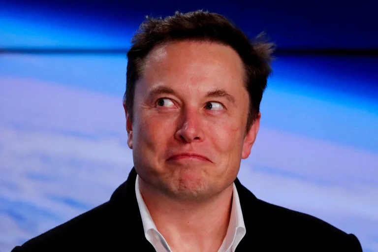 Elon Musk es el nuevo dueño de Twitter: pagó USD 44.000 millones