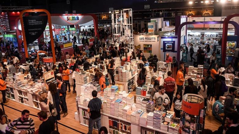La Feria Internacional del Libro 2022 abre sus puertas a plena presencialidad