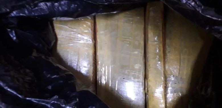 San Luis: secuestraron un cargamento de más 12 kilos de marihuana compactada