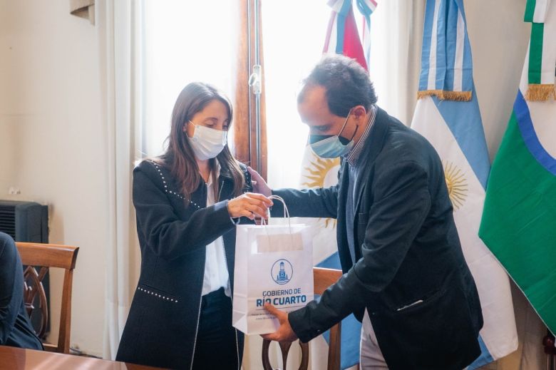 Llamosas recibió al Rector de la Universidad de Mendoza en el marco del programa de Terminalidad Educativa