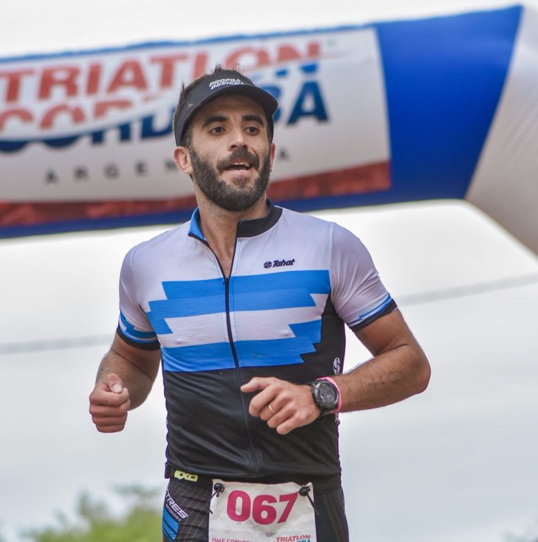 El Ironman solidario, un triatlón por el Comedor ilusiones 