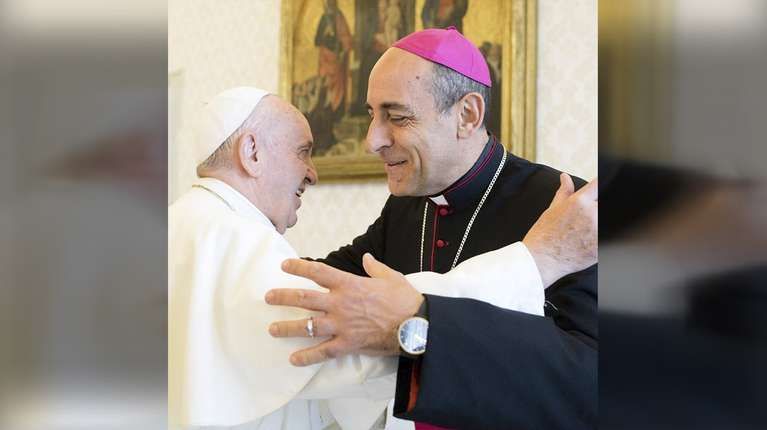 El obispo de la Plata se reunió con el Papa Francisco 