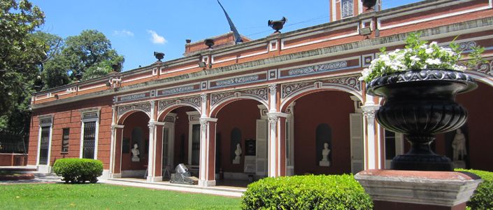 Museo Histórico Nacional, un ícono de lo contemporáneo e histórico, en contacto con La Vuelta del Perro