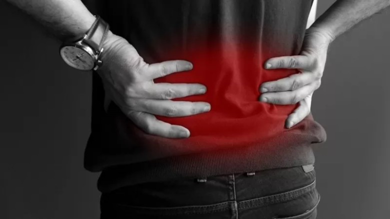 Mieloma múltiple: el tipo de cáncer raro que tiene el dolor de espalda como principal síntoma