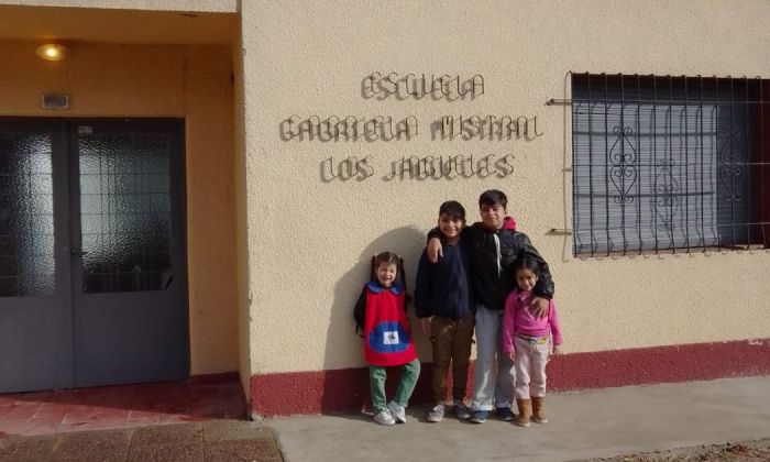 La escuela del paraje de Los Jagüeles necesita elementos escolares para los niños 