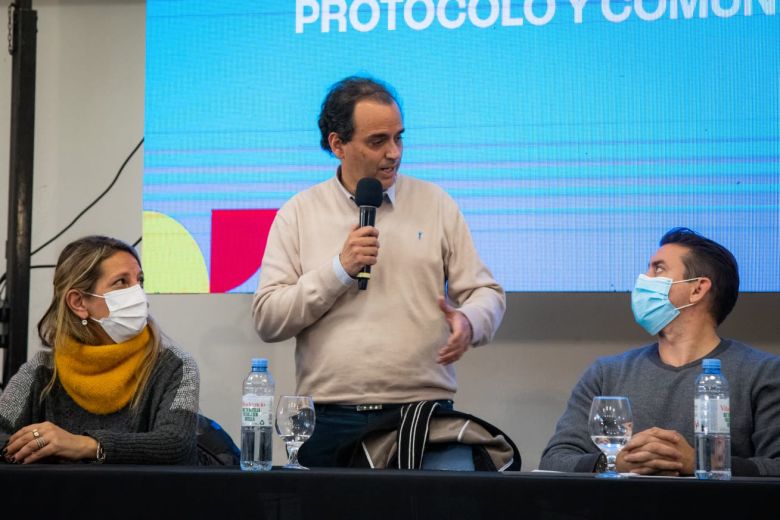 El ministro Paulo Cassinerio encabezó la apertura de Consejos Barriales de Prevención y Convivencia en Río Cuarto