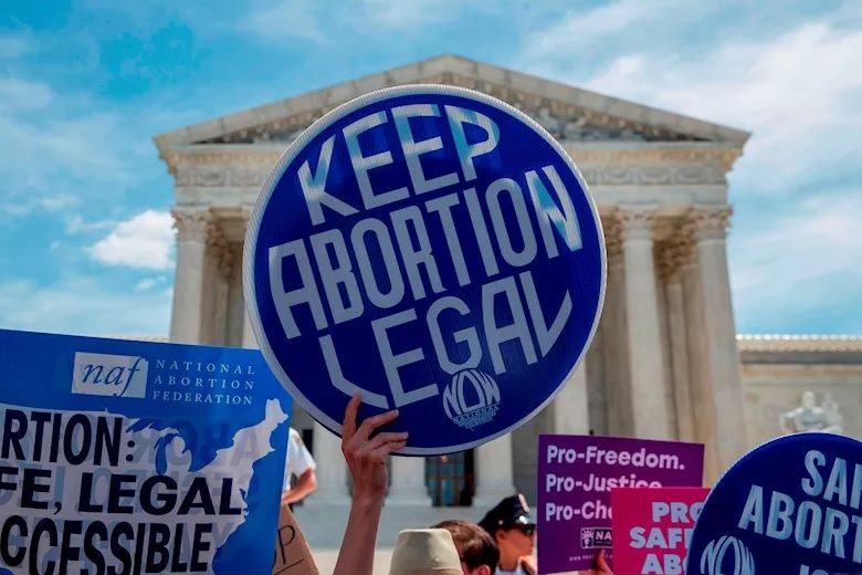 Revocan derecho al aborto en EEUU: para Biden “es un error trágico”