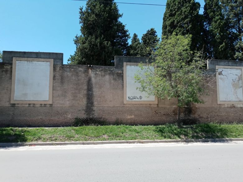 Concretan un proyecto de Vía Crucis que data del año 1800 en el Cementerio Municipal