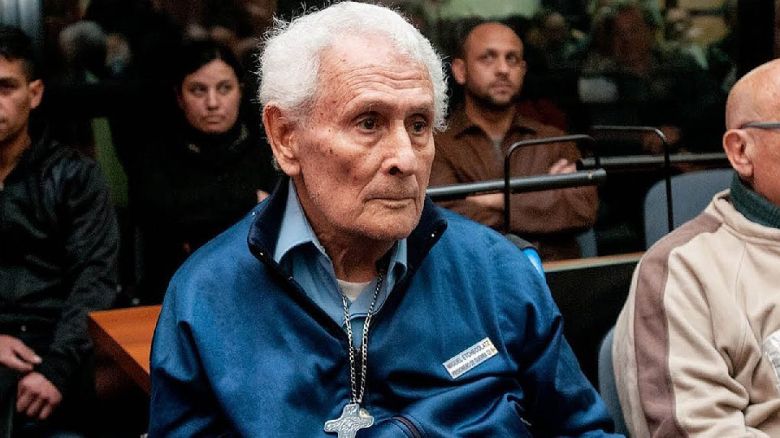 Etchecolatz, represor de 21 centros clandestinos, murió a los 93 años condenado a perpetua