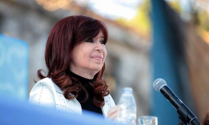 CFK: La renuncia de Guzmán "fue un acto de irresponsabilidad política"