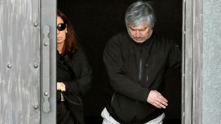 “Plan limpiar todo”: el fiscal aseguró que hubo una reunión entre Cristina Kirchner y Lázaro Báez antes del cambio de gobierno