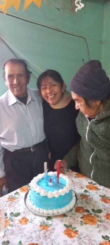 Don Pancho con 90 años mantiene intacta su arte de producir la tierra en Cachi, Salta