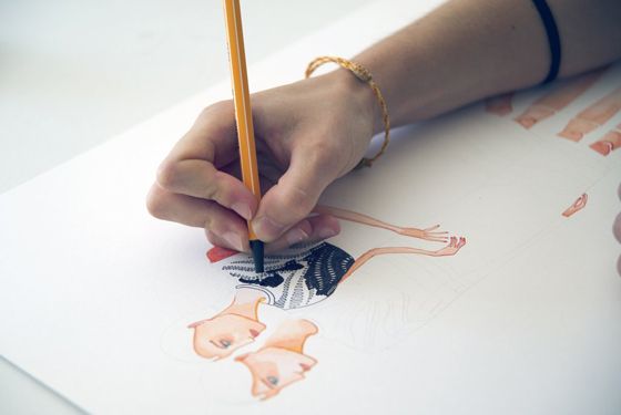 “Del papel a lo digital, ida y vuelta”: un taller de ilustración editorial para todo público