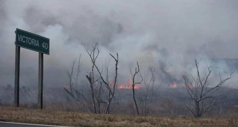 Continúan los incendios en Entre Ríos 