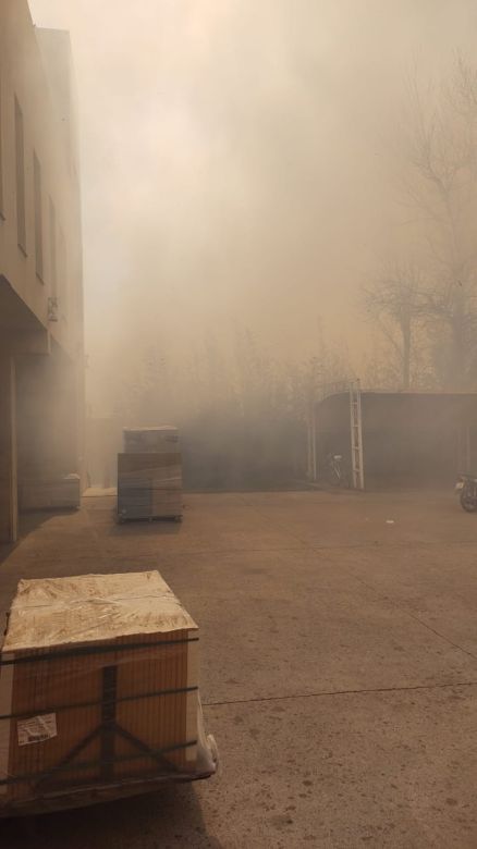 Quedó extinguido el incendio de pastizales del complejo Edificor