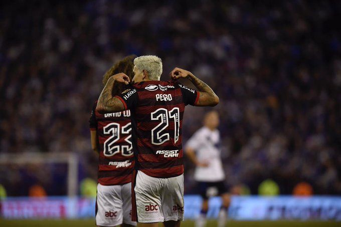 Flamengo no tuvo piedad con Vélez