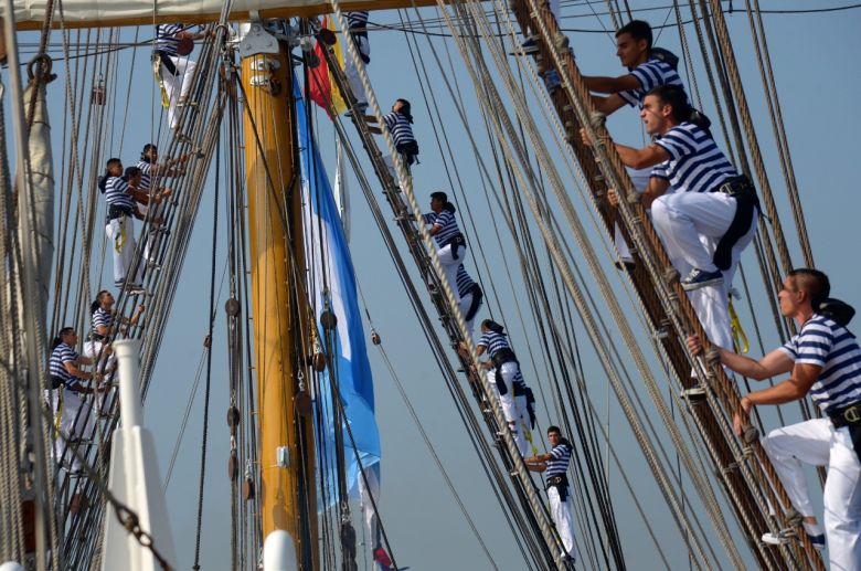 Con un riocuartense a bordo, La Fragata Libertad finaliza su 50° viaje de instrucción