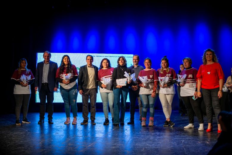 Participación ciudadana y solidaridad: 40 instituciones fueron premiadas 